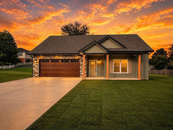 2nd image of LOT 8R Emerald Dr