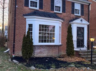 1176 Pennfield Rd, Cleveland Heights, OH 44121