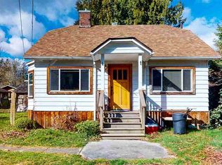 4404 Sunshine Coast Hwy, Sechelt, BC V7Z 0B1