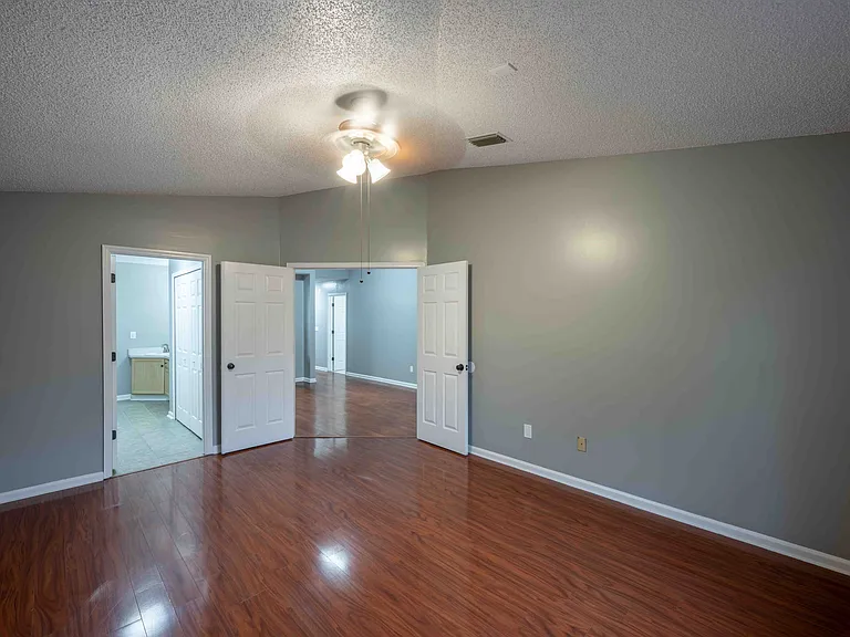 2645 Sam Houston Pl — Photo 34
