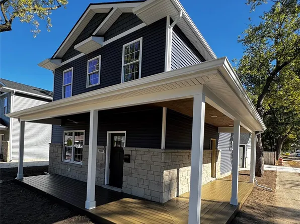 23304 Stauber Ave, Hazel Park, MI 48030