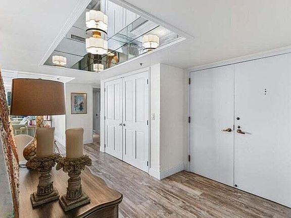 4th image of 901 E Camino Real #5d