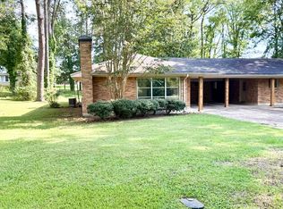 1301 Leonard Dr, Tupelo, MS 38801