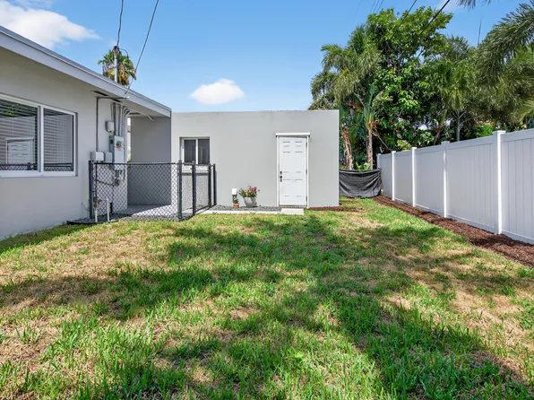228 Wellesley Drive, Lake Worth Beach, FL 33460