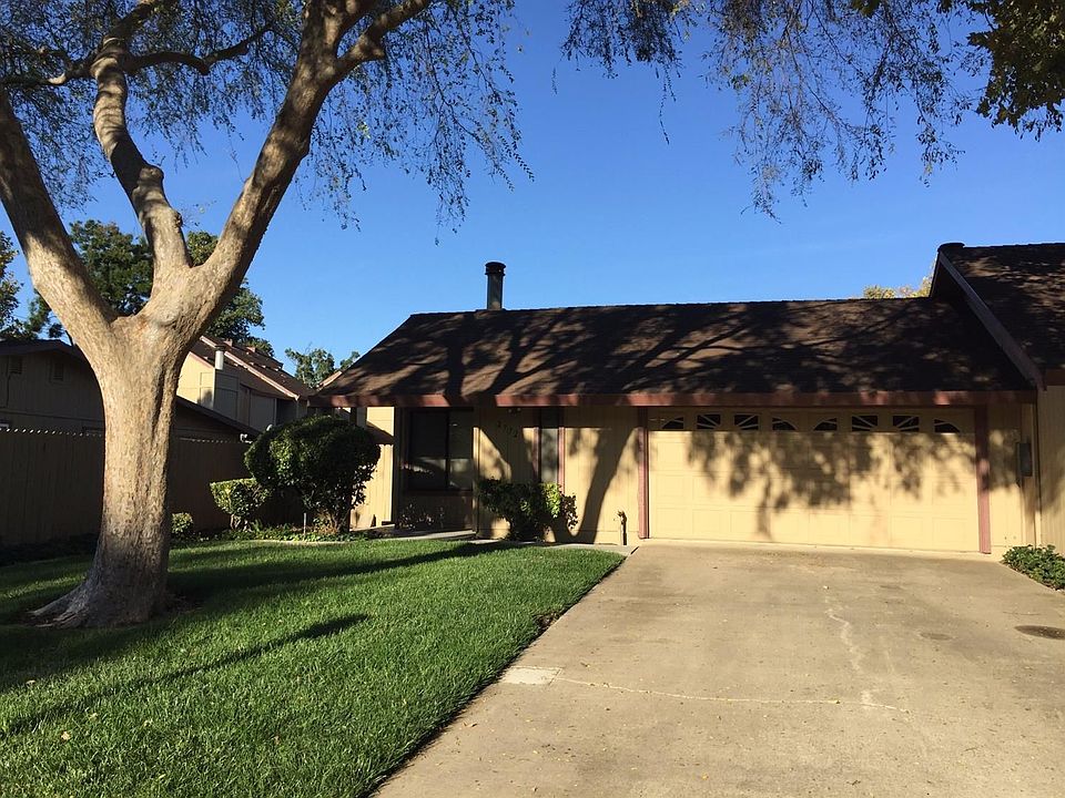 1st image of 2772 Paradise Way