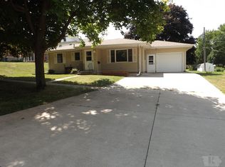 411 Gould St, Gladbrook, IA 50635