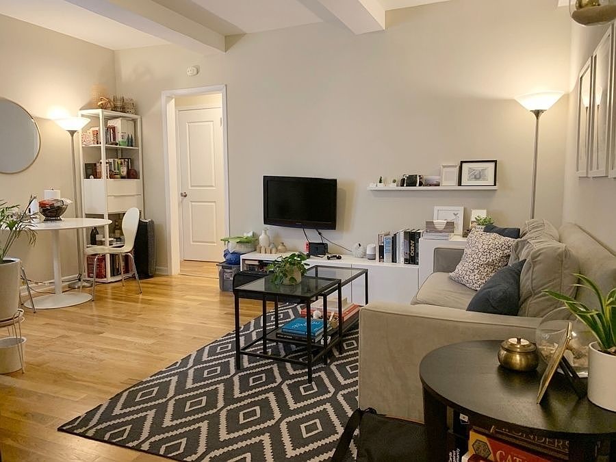 1st image of 205 W 88th St APT 4F