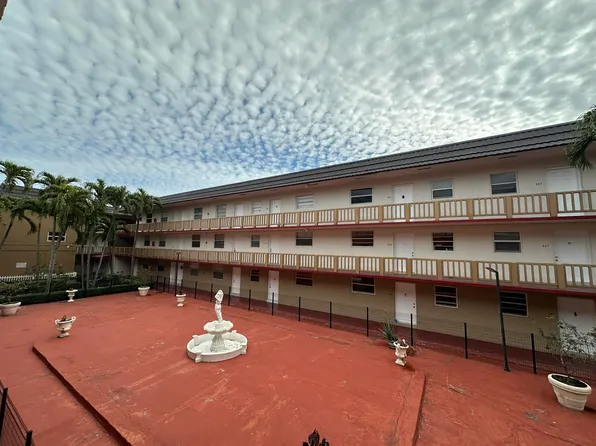 4655 Palm Ave APT 205, Hialeah, FL 33012