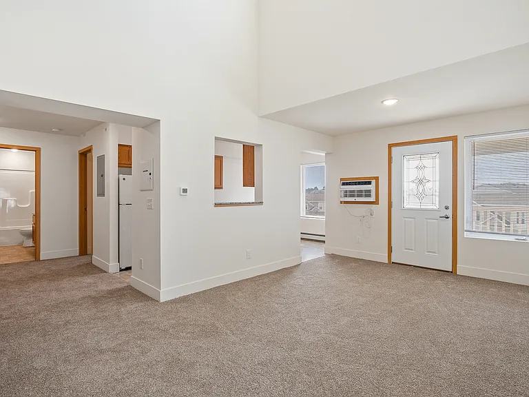 Coopers Landing Apartments — Photo 52