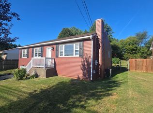 1041 N Mildred St, Ranson, WV 25438