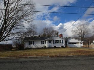 311 College St, Chicopee, MA 01020