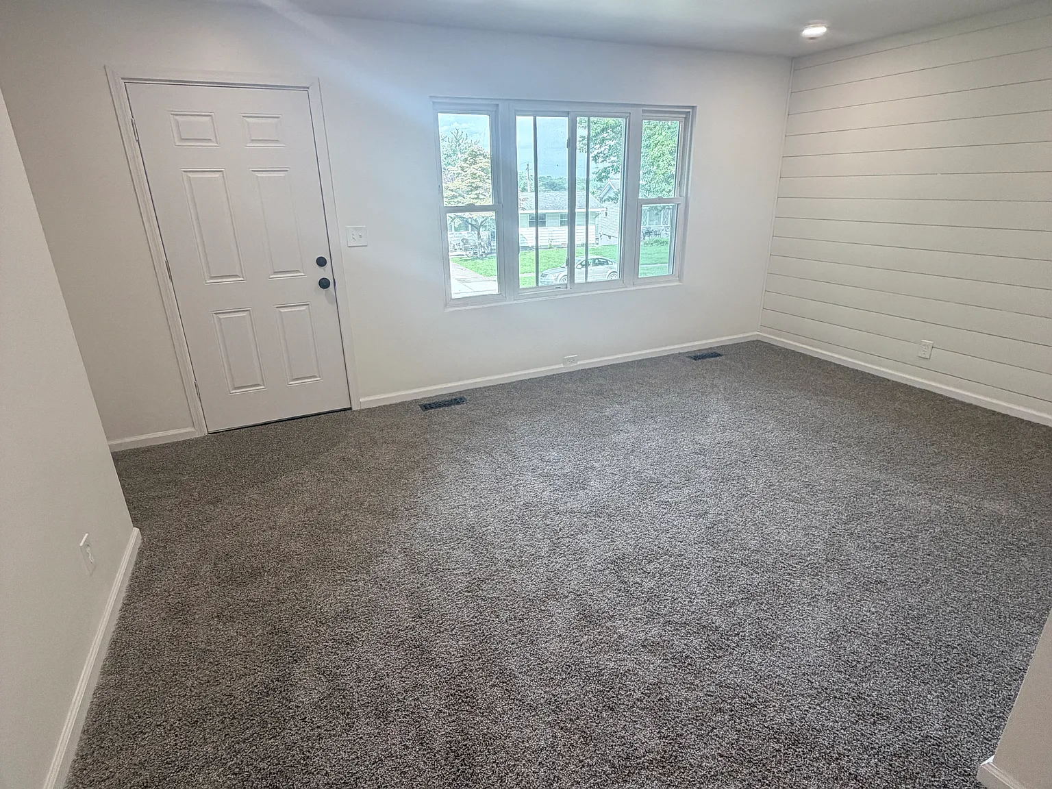 3 bed, 1.5 bath, 960 sqft, $1,795 — Photo 4