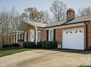 2465 Wellington Dr, Gastonia, NC 28054