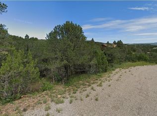 201 Rockridge Dr, Capitan, NM 88316