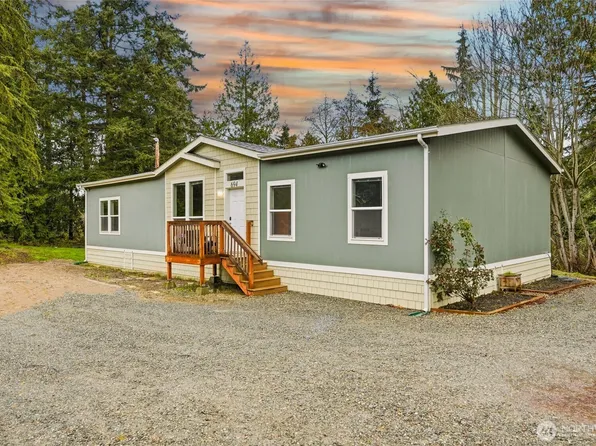 694 E Awa Lane, Camano Island, WA 98282