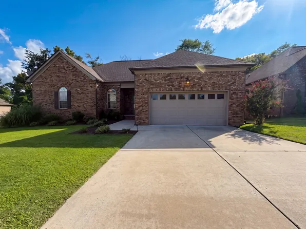 234 Hickory Point Dr, Lebanon, TN 37087