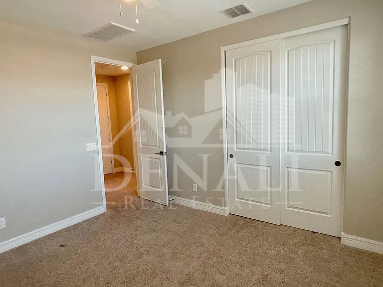 13648 N 144th Dr — Photo 22