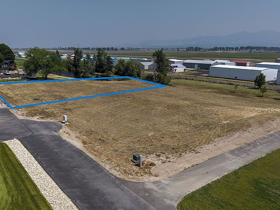 2nd image of 186 Jet Ln