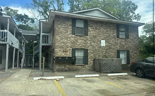 5632 Dobson St #B5 Photo 1