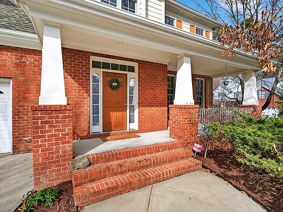 2nd image of 2 Camberwell Ct