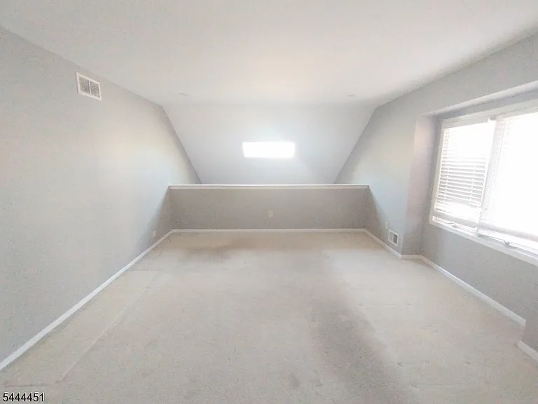 55 Clarken Dr — Photo 10