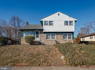 6851 Chandler Ave, Pennsauken, NJ 08110