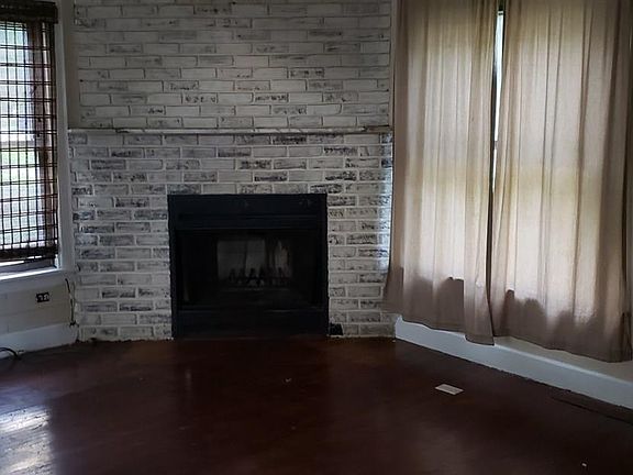 5th image of 517 4th St SE