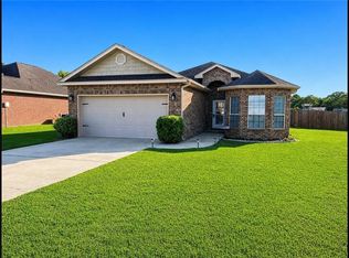 9341 Livingstone Ln, Mobile, AL 36695