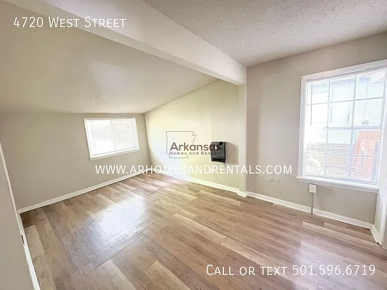 4720 West St — Photo 2