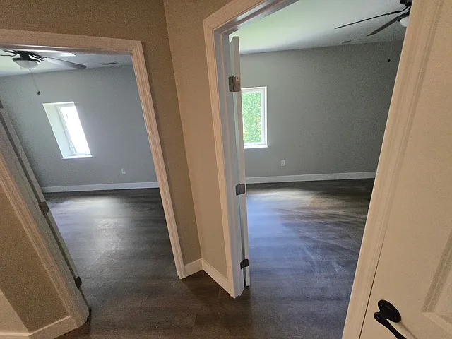 3 bed, 1013 sqft, $1,900 — Photo 3
