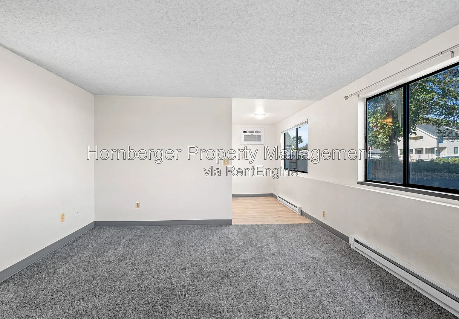 2 bed, 1.0 bath, 796 sqft, $1,125 — Photo 4