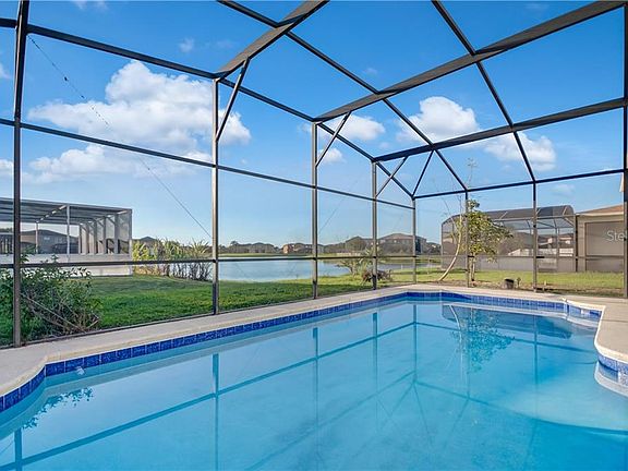 3rd image of 5402 Crepe Myrtle Cir