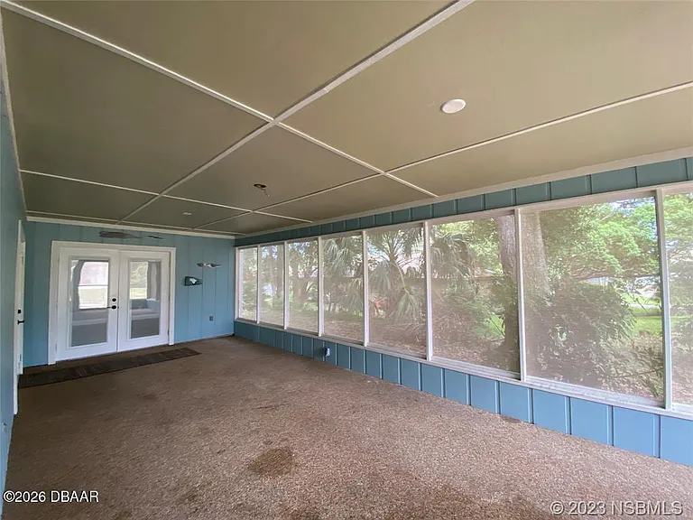 1031 Club House Blvd — Photo 32