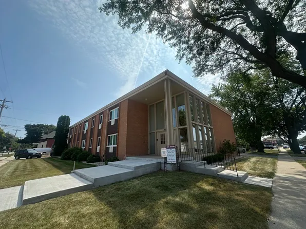 600 James St., 600 James St #204, De Pere, WI 54115