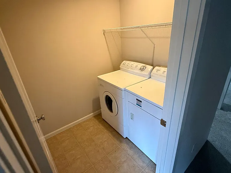 6446 N Descartes Dr — Photo 13