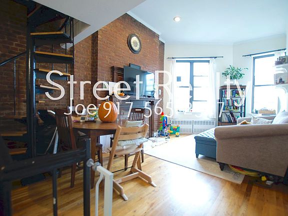 4th image of 115 W 74th St APT 4