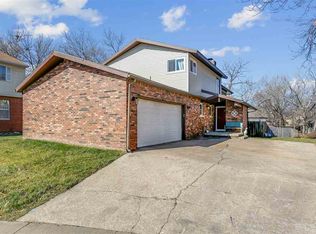 2053 Dragonfly Dr, El Dorado, KS 67042