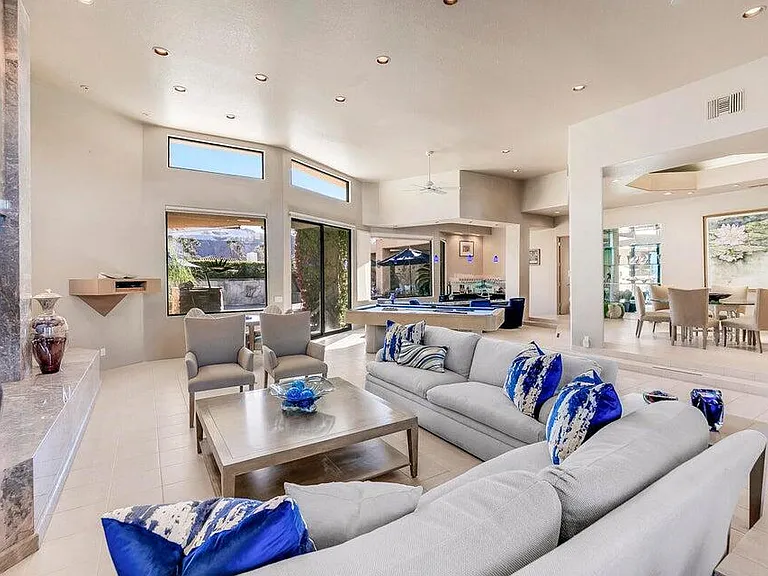45625 Apache Rd — Photo 4