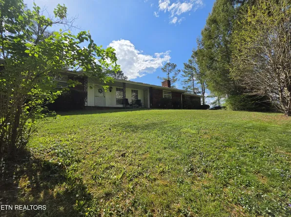145 Wesley Ln, Harrogate, TN 37752