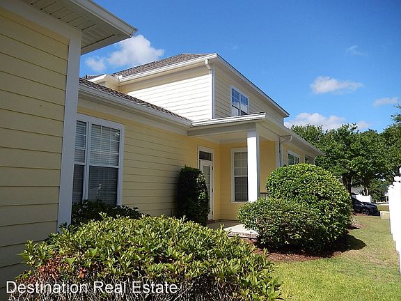 3rd image of 4267 Four Oaks Blvd