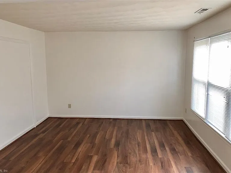 5608 Del Park Ct — Photo 9