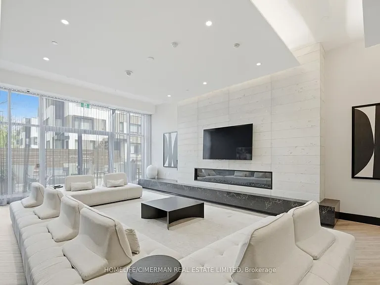 1808 Saint Clair Ave W #409 — Photo 15
