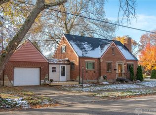 804 Gainsborough Rd, Dayton, OH 45419