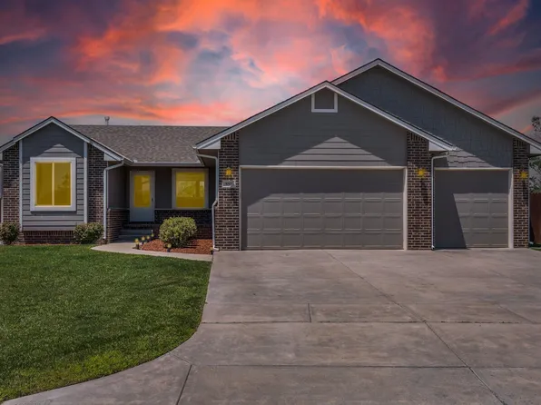 885 S Cattail Cir, Haysville, KS 67060