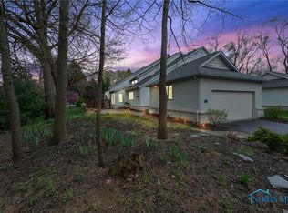 2130 The Blfs, Toledo, OH 43615
