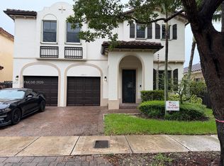 15413 SW 176th Ter, Miami, FL 33187