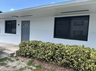 1590 NE 118th St #1, Miami, FL 33161