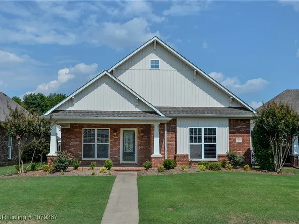 21 Stonegate Ct, Fort Smith, AR 72916