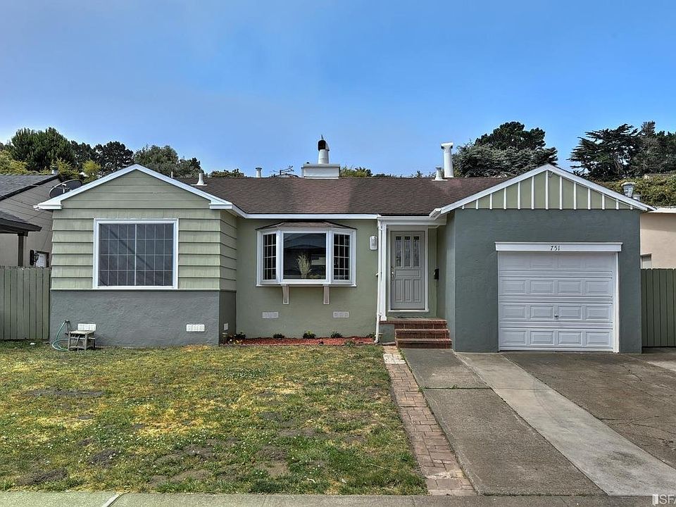 1st image of 751 Larchmont Dr