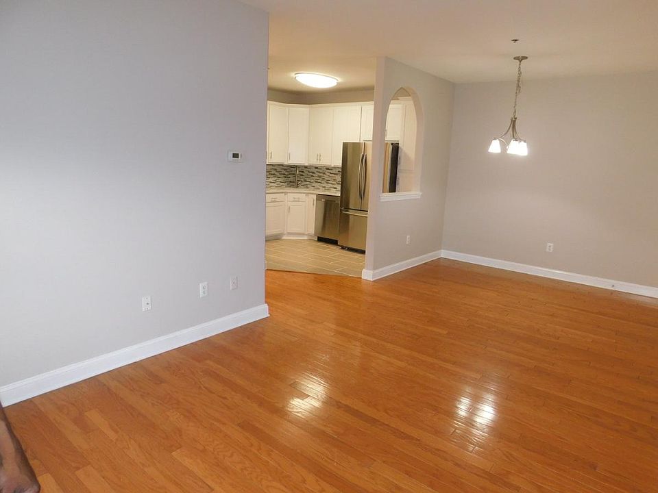 Open Concept LR/DR